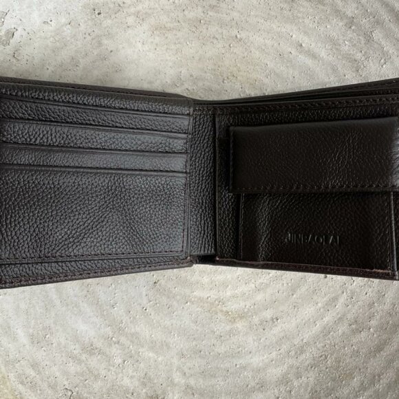 Men's Wallets - Picture 2 of 4